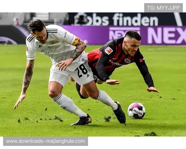 格策中场组织，法兰克福进攻核心